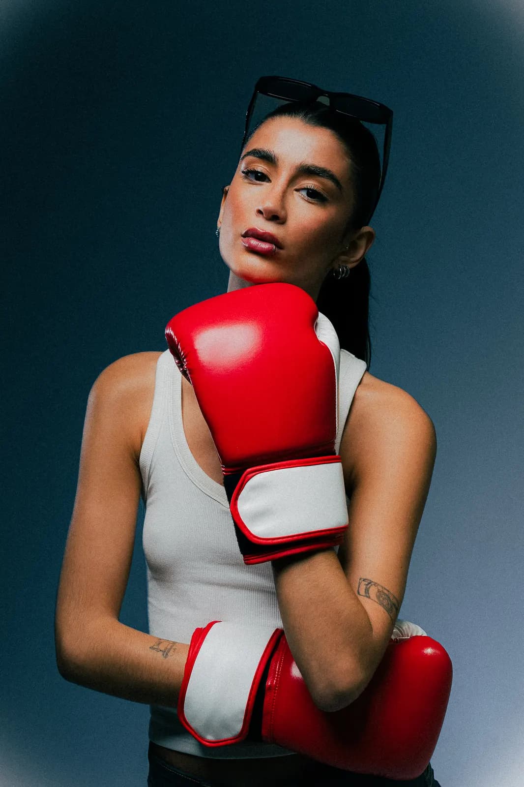 Retrato con guantes de box